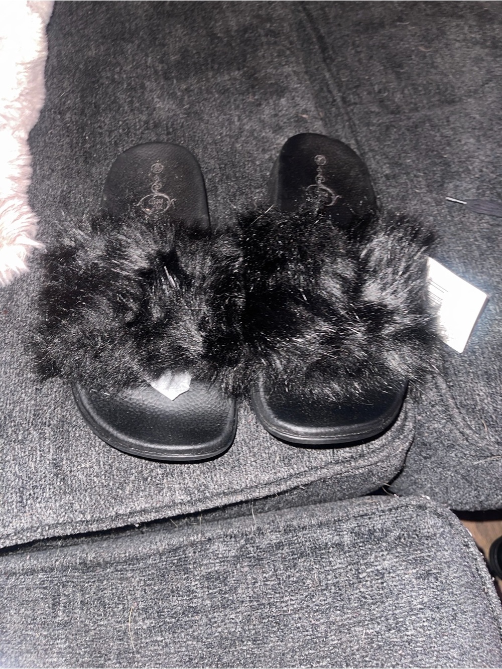 Faux Fur Slide Sandals - Black